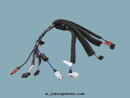 新(xīn)能(néng)源汽車內(nèi)部(bù)連(lián)接線(xiàn)束(shù)